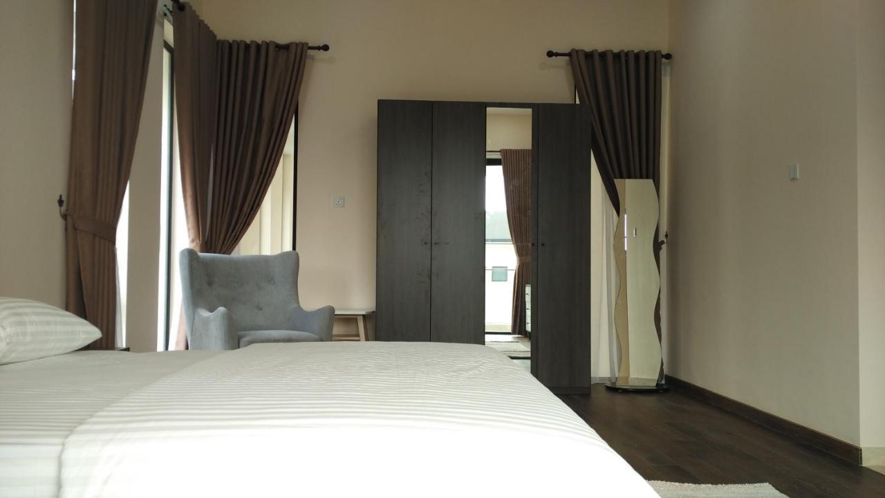 Sleeprest @ Nagoya Valley Luaran gambar
